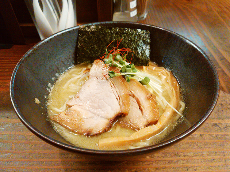 淵野辺ラーメン 貝ガラ屋